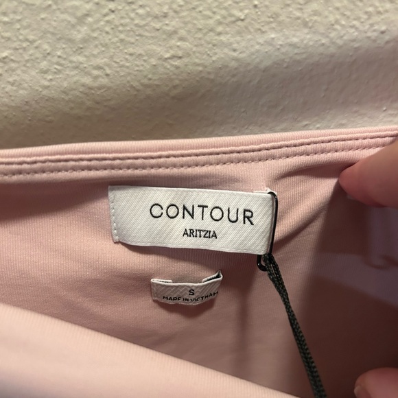 Aritzia Contour Blush Pink Shortsleeve Top - Picture 3 of 4